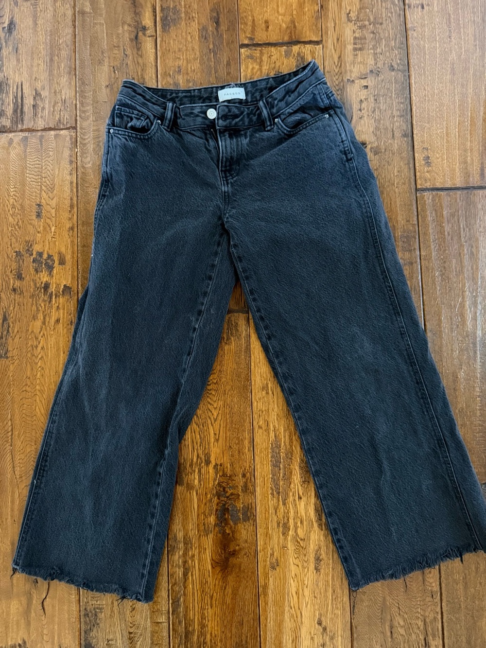 PacSun Black Straight-Leg Women's Jeans with Raw Hem